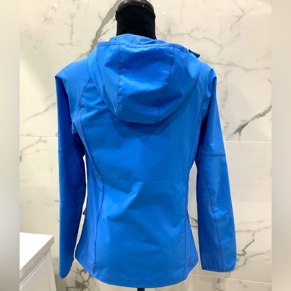 Womens COLUMBIA windbreaker 💙💙💙 - Picture 5 of 13
